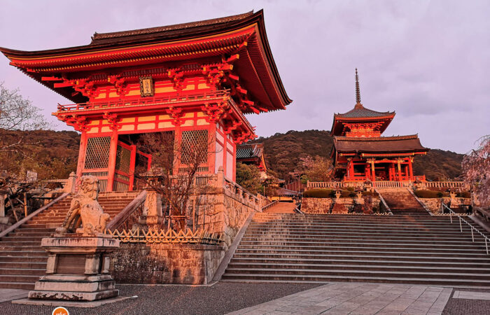 Kyoto - Kiyomizu Tempel im Abendlicht