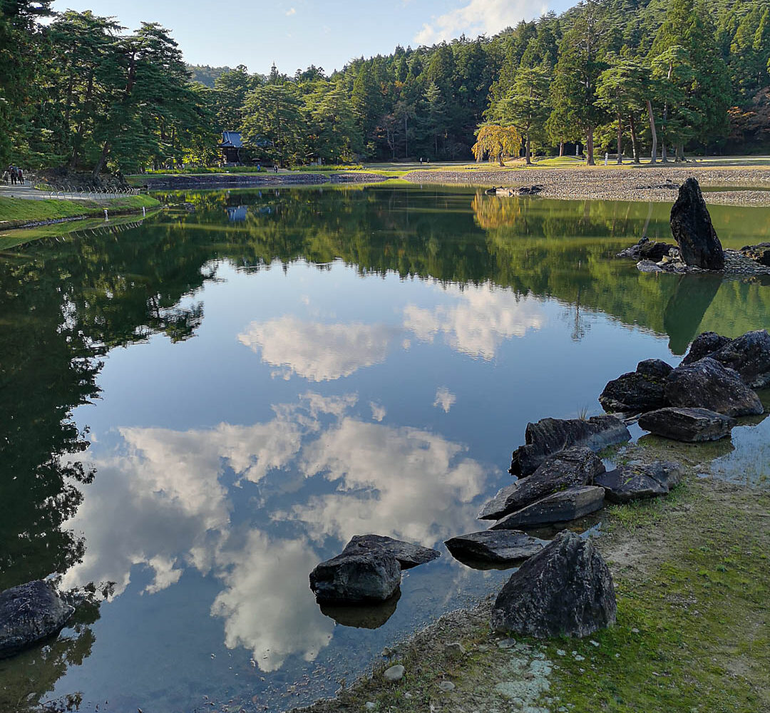Hiraizumi - Motsuji Tempel Teich mit Steingarten